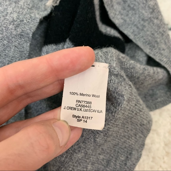 Madewell MOI Merino Wool Gray Sweater - Picture 9 of 9